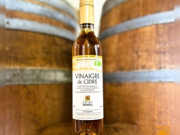 Chez Séhédic, nous faisons du cidre🍾, mais pas seulement ! Nous travaillons nos pommes à cidre🍎🍏 sous différentes formes et nous produisons aussi un...